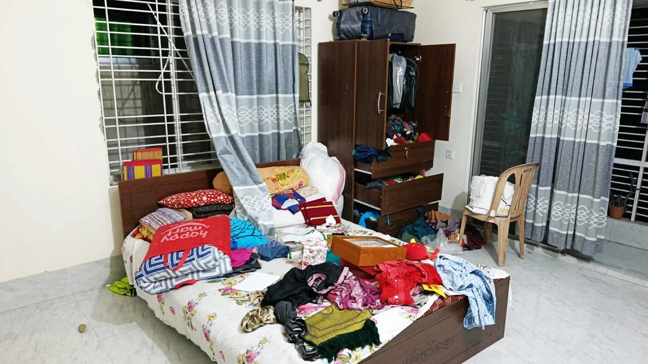 জামালপুরে সিসিটিভি অচল করে  বিচারক দম্পতির বাসায় চুরি