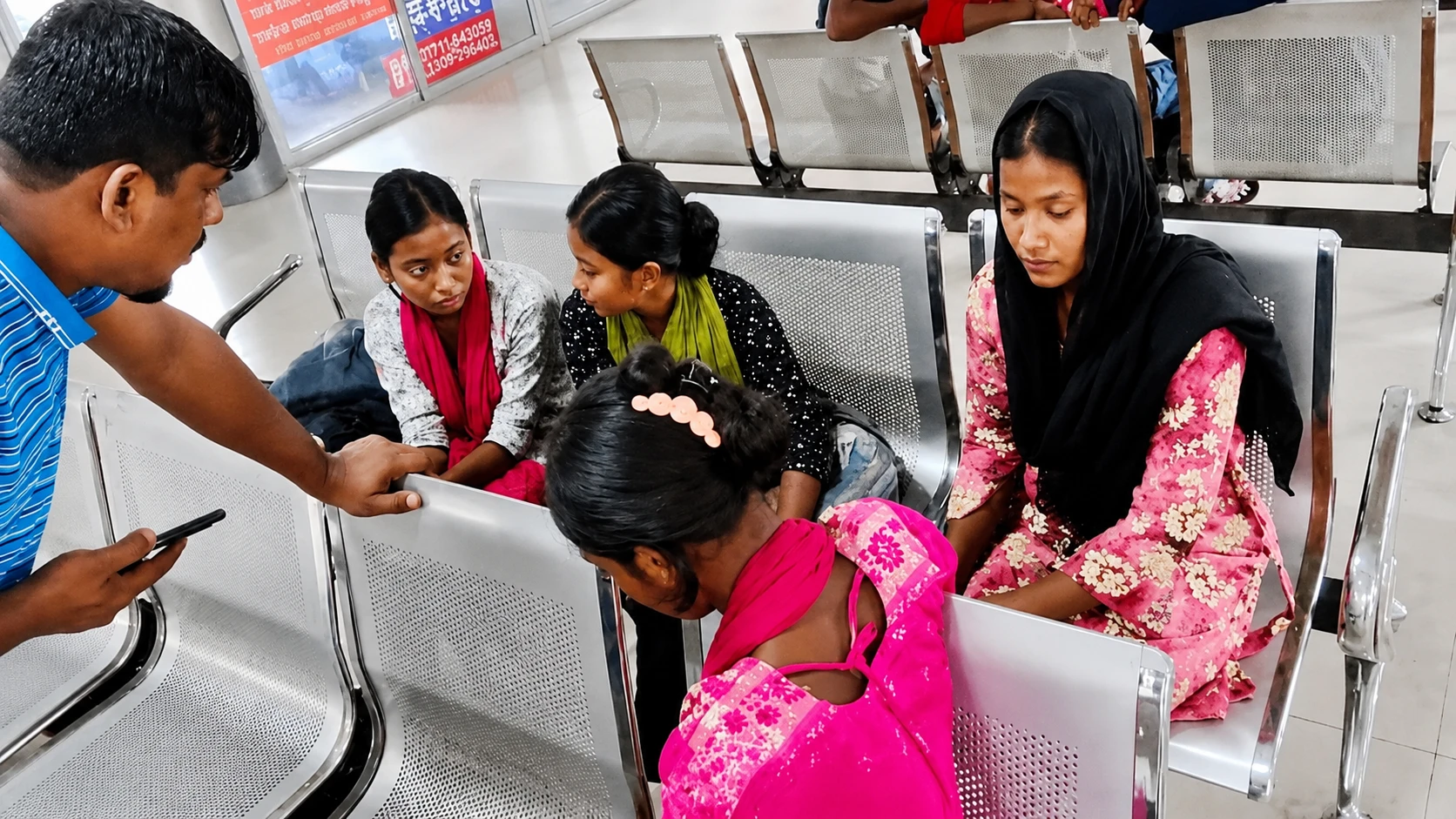 সিলেট থেকে উদ্ধার বালিয়াডাঙ্গীর নিখোঁজ চার শিক্ষার্থী, মানবপাচার চক্রের সংশ্লিষ্টতার সন্দেহ